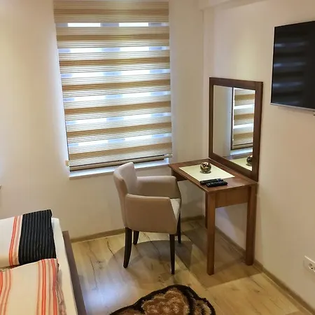 מוטל Monte Rosa 3*