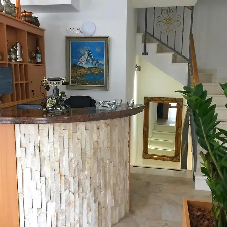 מוטל Monte Rosa 3*