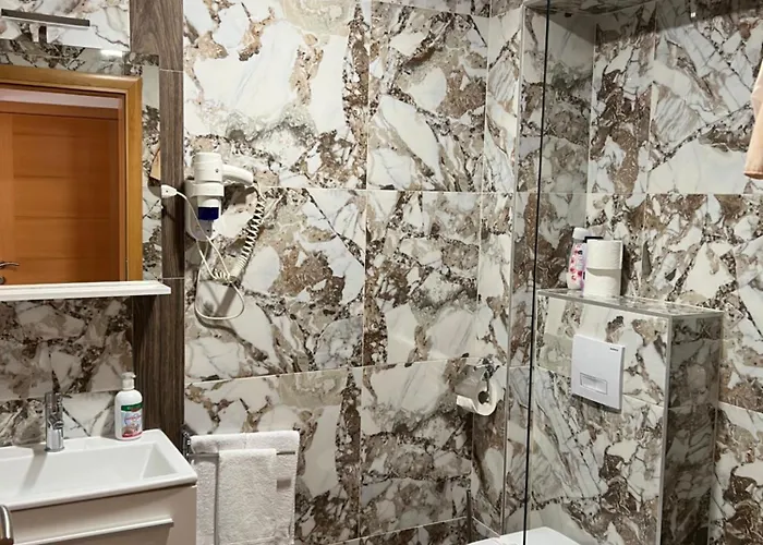 Monte Rosa 3* 莫斯塔尔