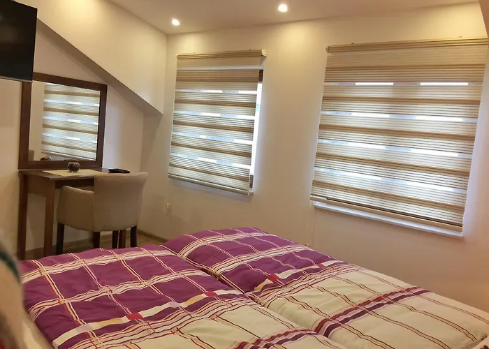 汽车旅馆 Monte Rosa 3*